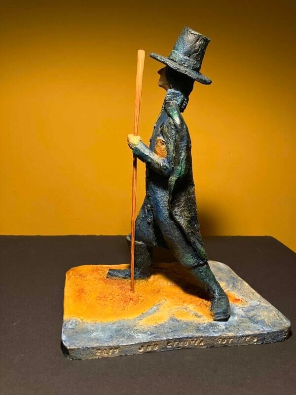 Ceramic sculpture of a Pilgrim Father preacher